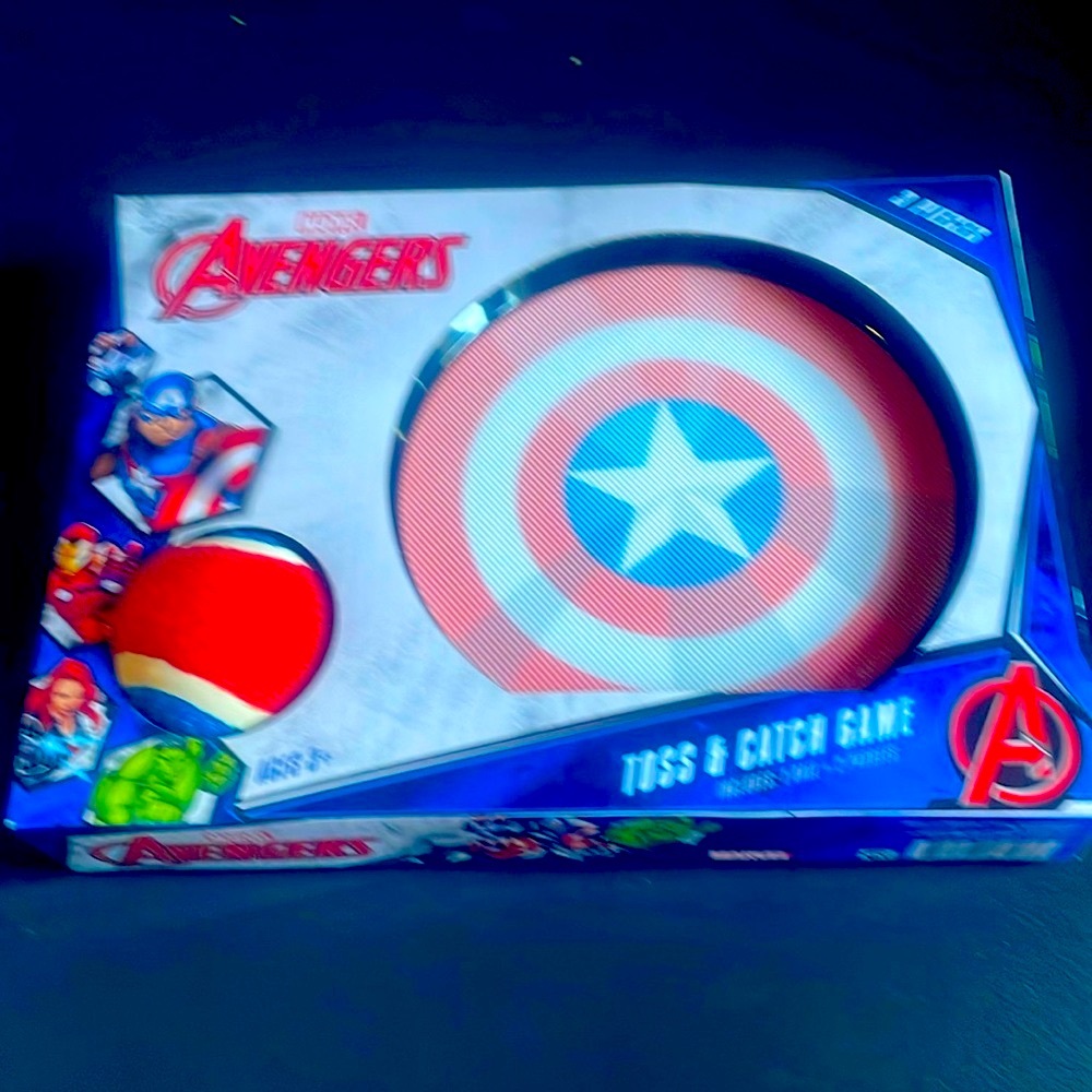 New Marvel Avengers Toss & Catch Game
